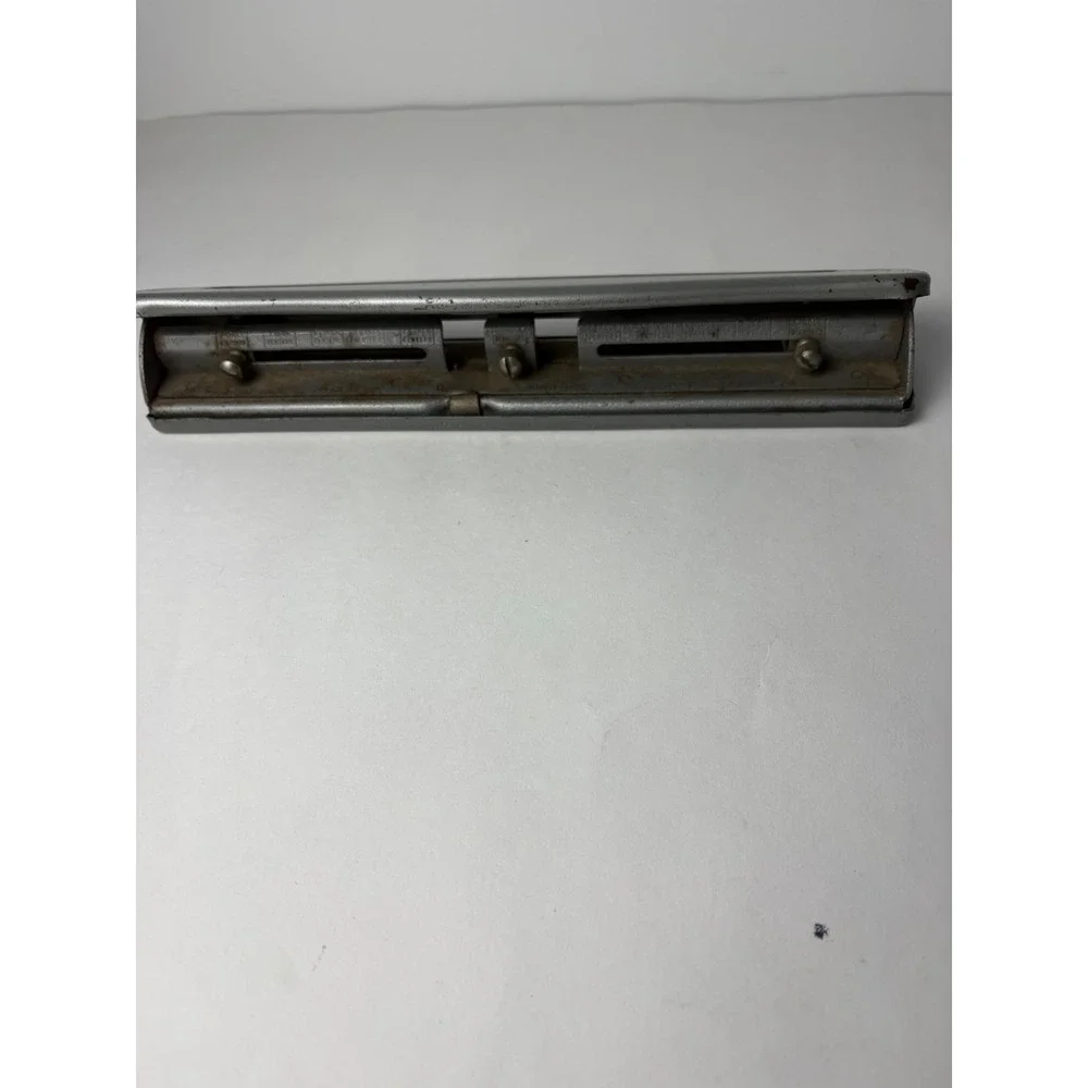 Vintage Mutual Adjustable Paper‎ Punch No. 20 USA Metal
